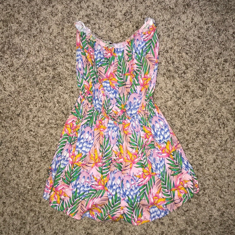 NEVER WORN H&M strapless romper